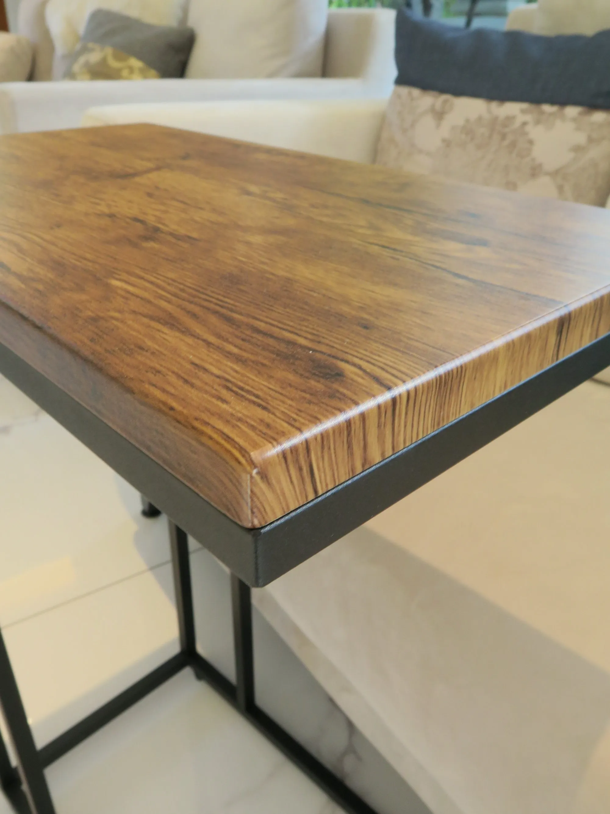Bellini C Shaped Table/ Sofa Side Table (Vintage/Black)