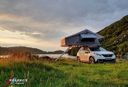 Extended Ventura Deluxe 1.4 Roof Top Tent   Side Awning (IN STOCK)