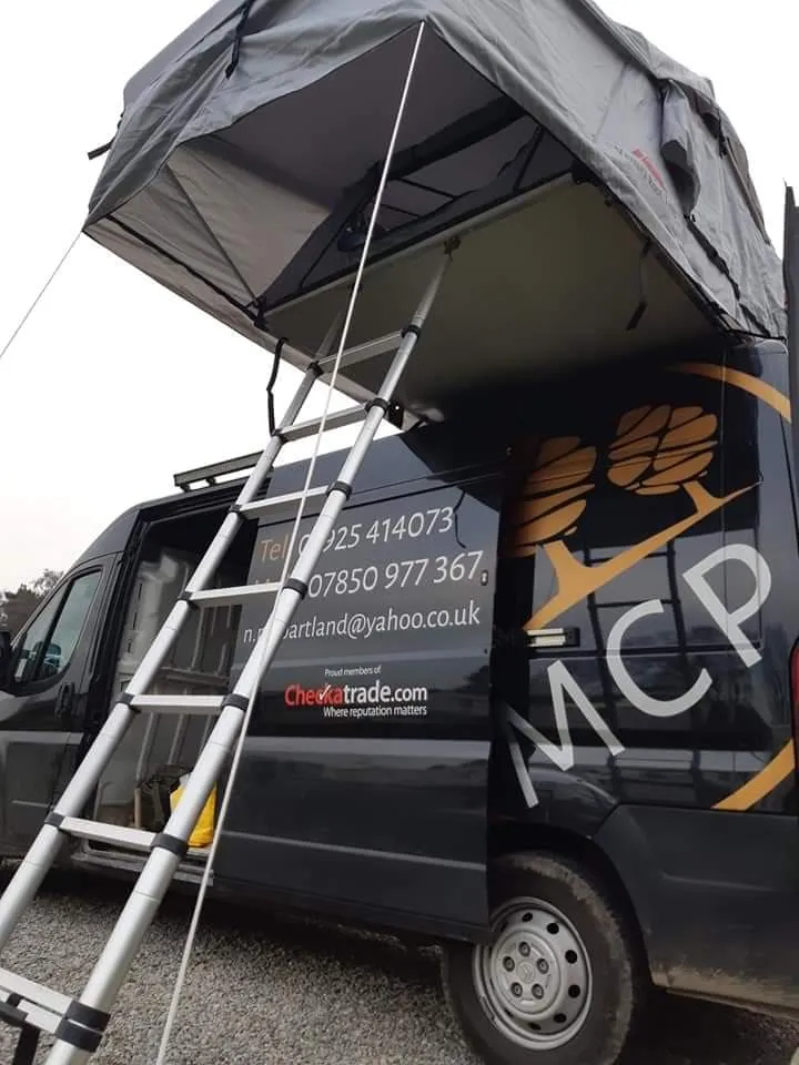Extended Ventura Deluxe 1.4 Roof Top Tent   Side Awning (IN STOCK)