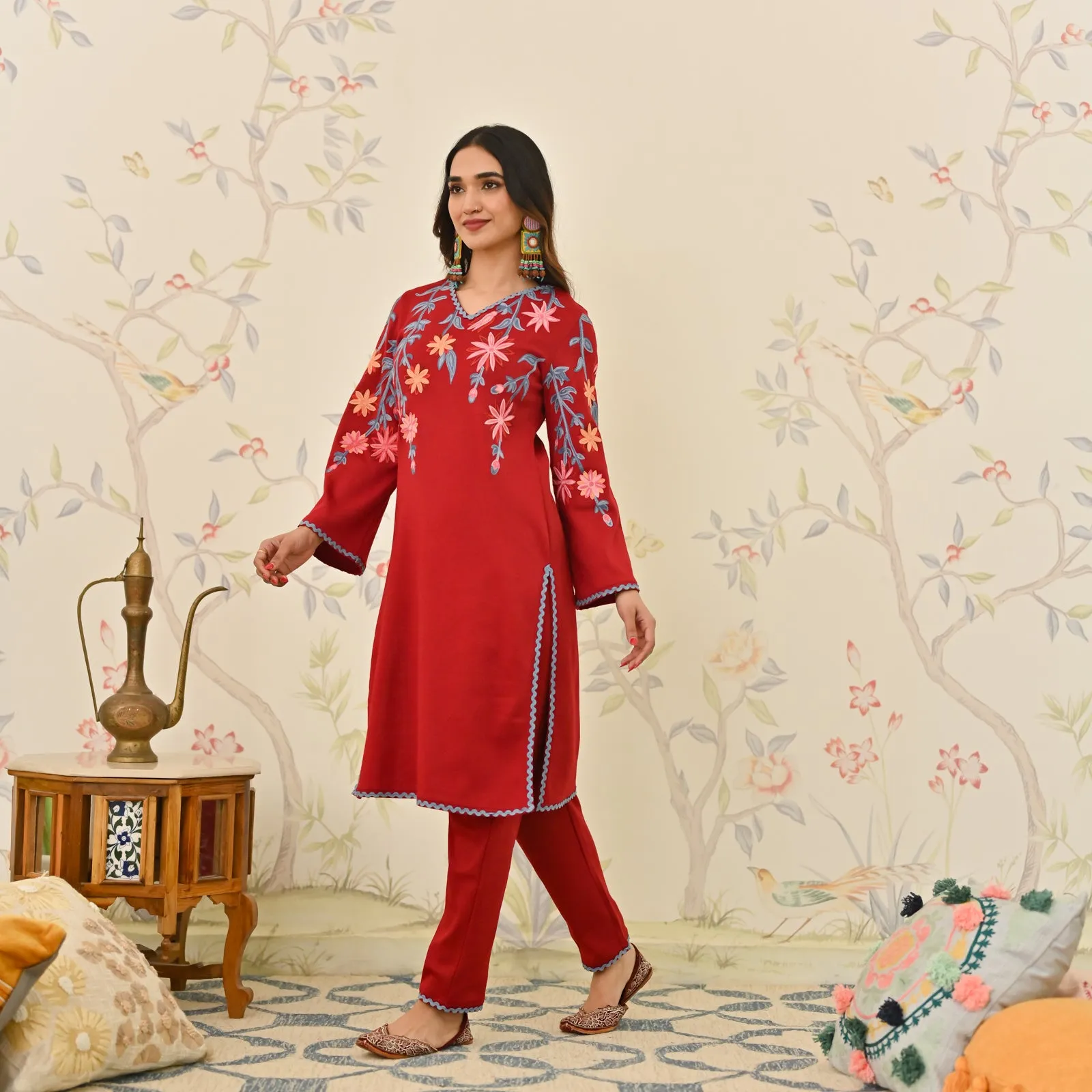 Maroon Woollen Aari Embroidered Kurta Pant Set with Lace detail