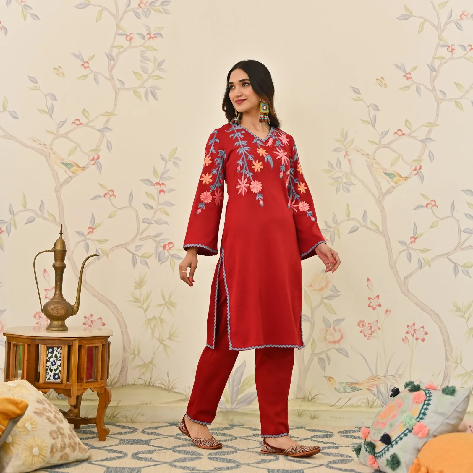 Maroon Woollen Aari Embroidered Kurta Pant Set with Lace detail