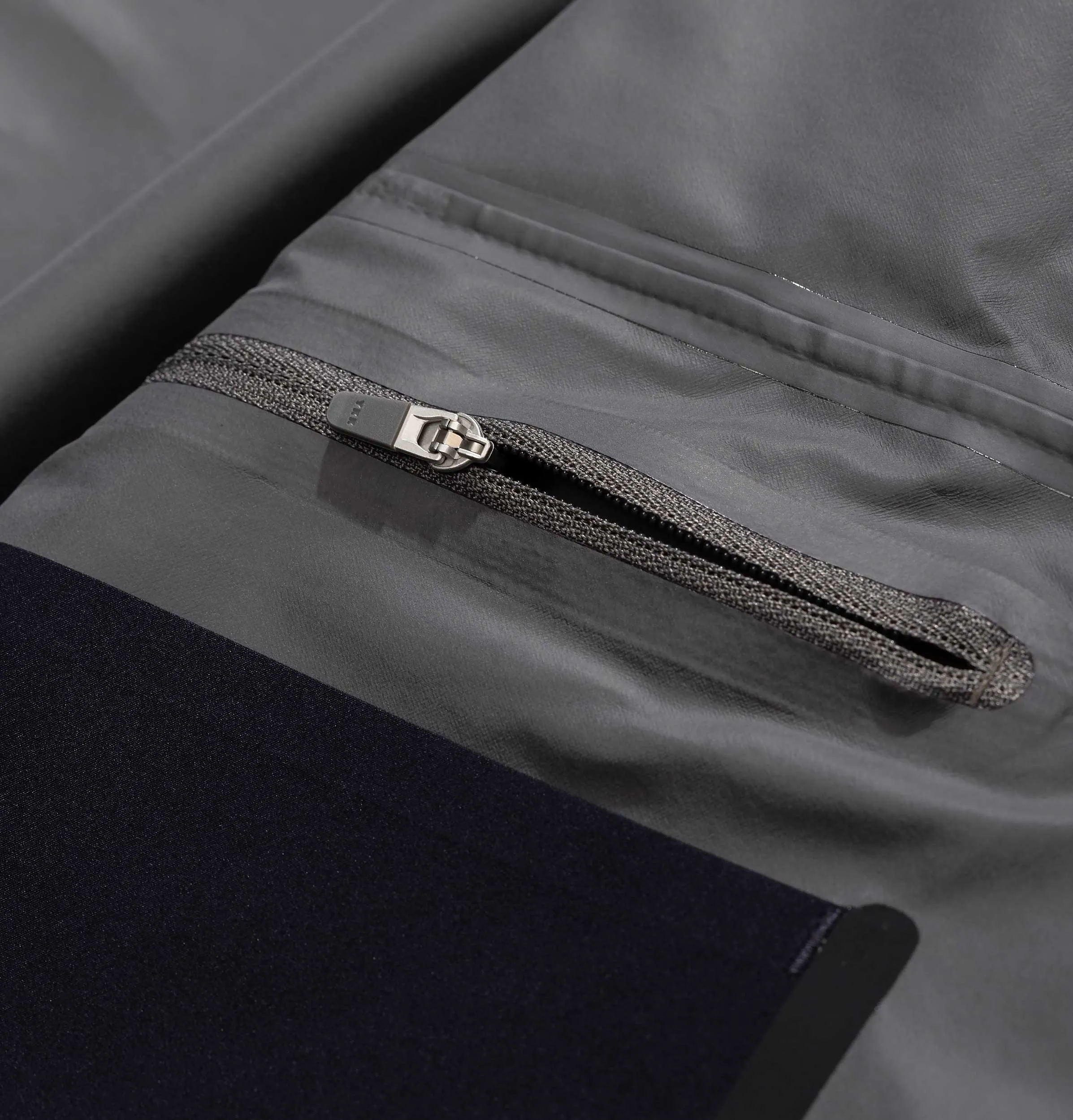 Norse Projects Fyn Shell Gore Tex 2.0 Jacket – Dark Navy